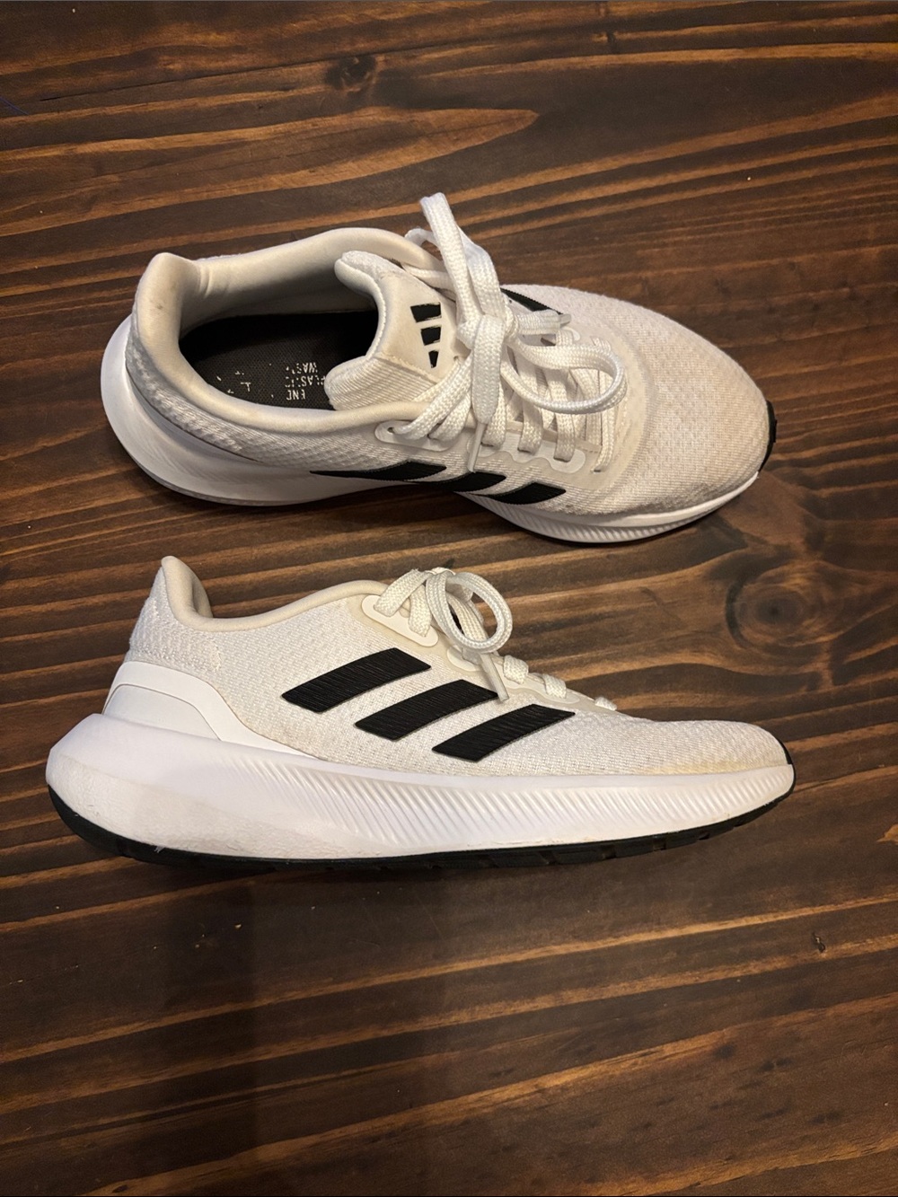 Adidas white tennis shoes youth 5